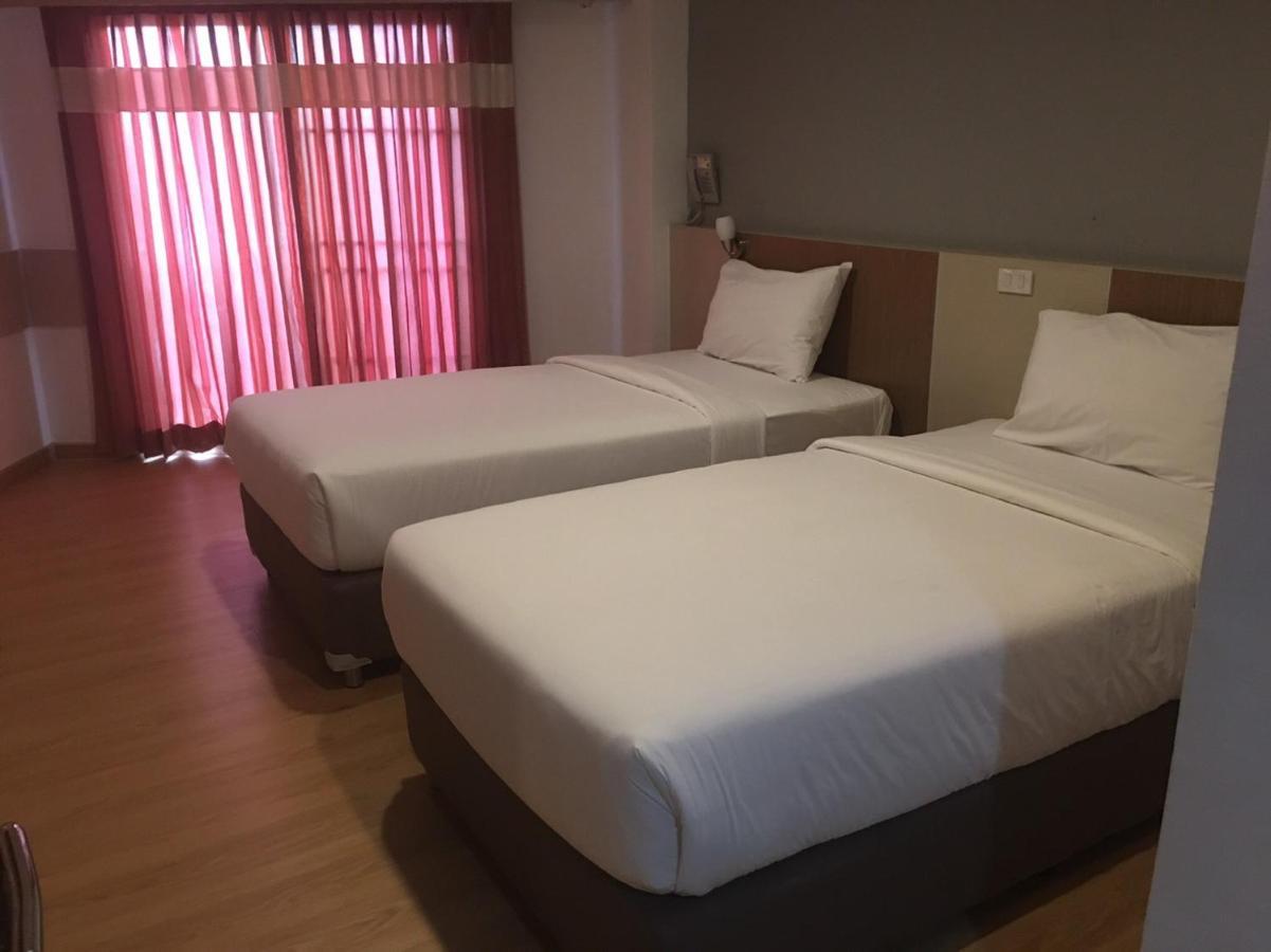 Ingnaam Hotel Rangsit Dış mekan fotoğraf